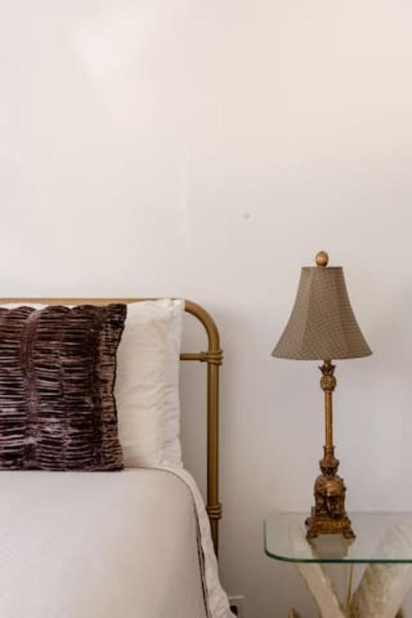 Oasis 3 Near Dfw Airport With Mediterranean Setting Irving Extérieur photo